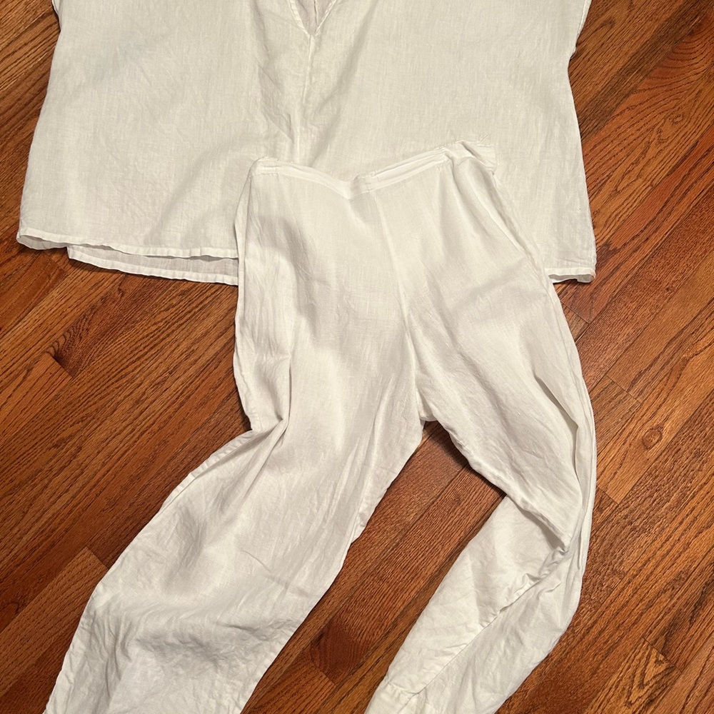 Bryan Walker - White Linen Two-Piece Set
